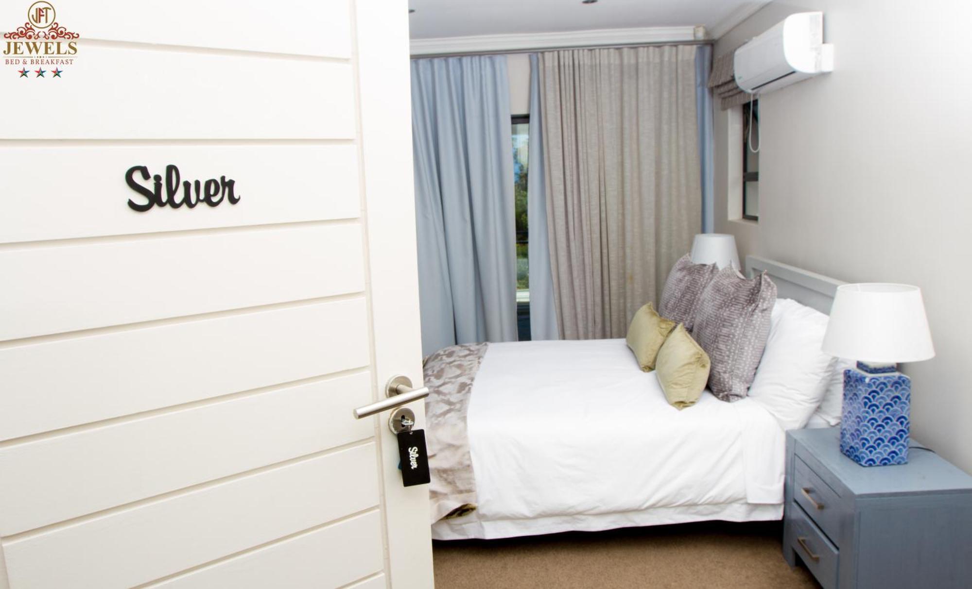 Jft Jewels Guest House อีสต์ลอนดอน ภายนอก รูปภาพ