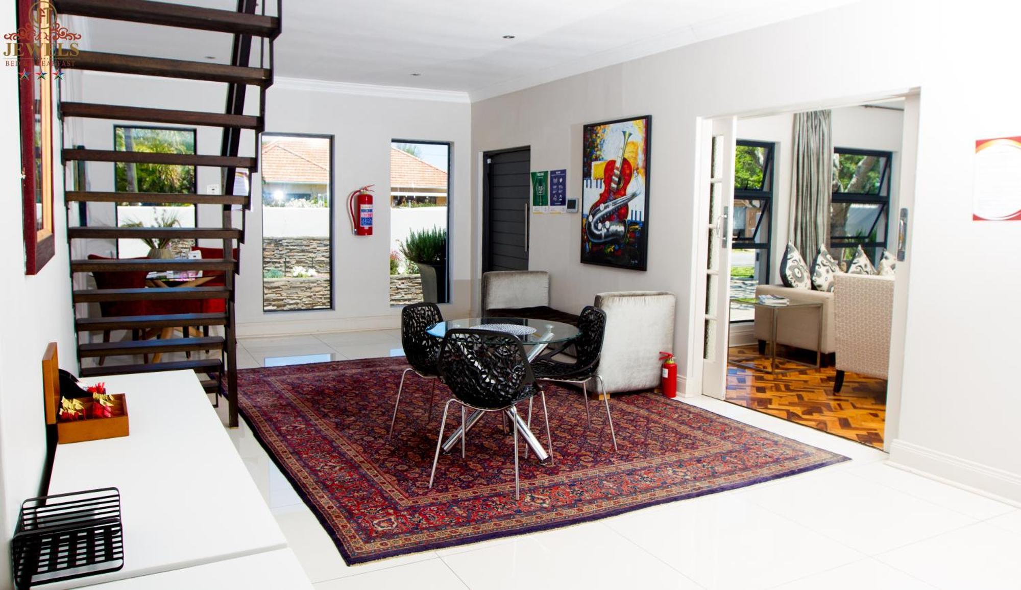 Jft Jewels Guest House อีสต์ลอนดอน ภายนอก รูปภาพ